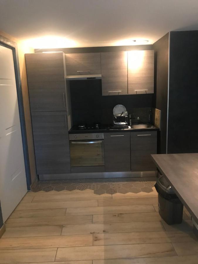 F3 Bord De Loire Complet Appartamento Decize Esterno foto