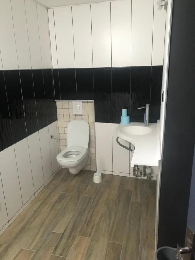 F3 Bord De Loire Complet Appartamento Decize Esterno foto